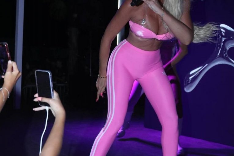 Jelena Karleuša u Igalu