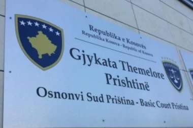 NOVO IŽIVLJAVANJE KURTIJEVOG SUDSTVA! Dvojica Srba osuđena za navodini ratni zločin, a dokaza nigde!