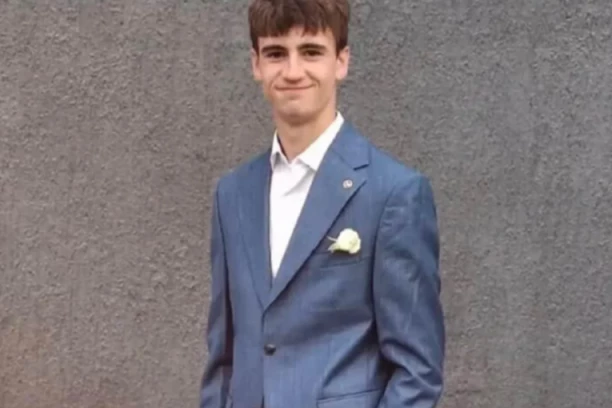 SEO NA MOTOR, OTIŠAO OD KUĆE I IZGUBIO MU SE SVAKI TRAG! Nestao tinejdžer Novak Ranković (16)!