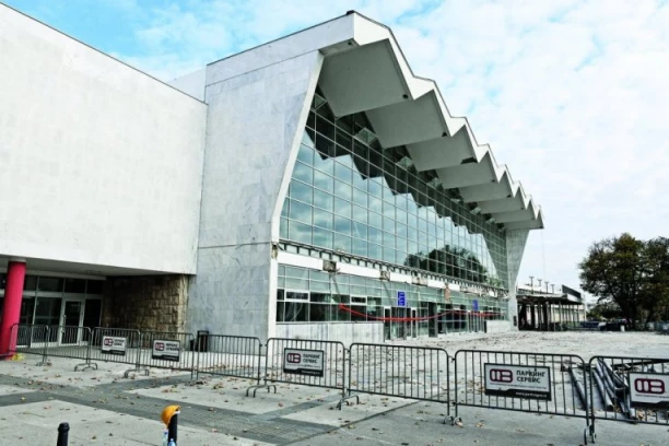 OSUMNJIČENI ZA PAD NADSTREŠNICE UHAPŠEN U HRVATSKOJ: Jedini koji je do sada izbegao saslušanje!