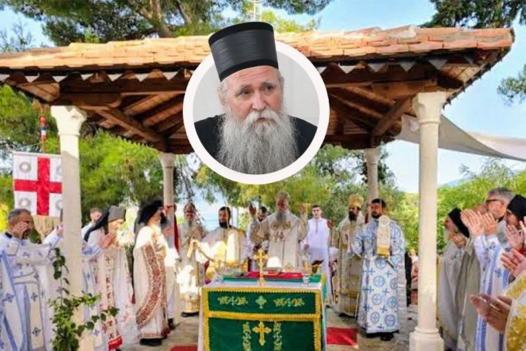 VAŽNA PORUKA MITROPOLITA JOANIKIJA! Pred vernicima u Crnoj Gori poručio: "Ovo je naš Zid plača"