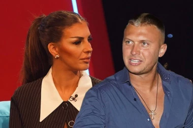 ENA OBNEVIDELA ZBOG KARIĆA, PEJA IH UHVATIO NA DELU! Skandal usred emisije, ovaj snimak nikad nije ugledao svetlost dana!