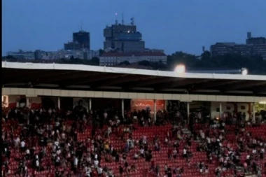 POTRČALI KA MESTU TUČE! Pogledajte reakciju "delija" na severnoj tribini (VIDEO)