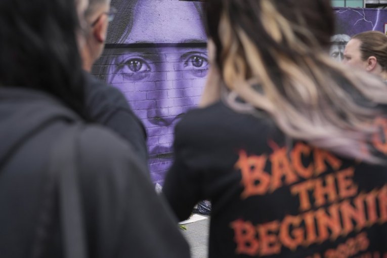 Birmingem uoči sahrane Ozija Ozborna