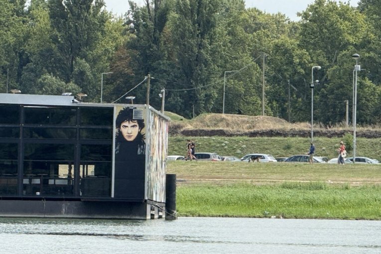 Išče Ahmedovski dobio mural