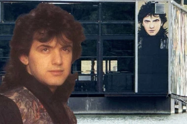 IPČE AHMEDOVSKI UZ SVETSKE LEGENDE: Pokojni pevač na godišnjicu smrti dobio MURAL u Beogradu! (VIDEO)