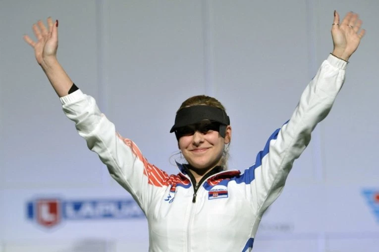 KONAČNA PRESUDA, DOKTOR JE KRIV ZA BOBANINU SMRT! Oglasio se muž naše slavne sportistkinje: IZGURAO SAM TO ZBOG NAŠEG SINA!