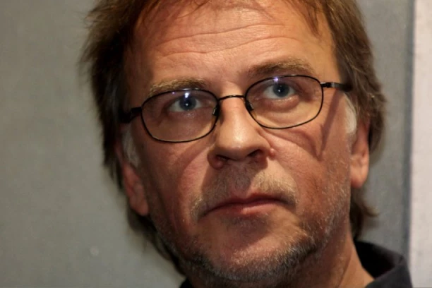 ŽARKO LAUŠEVIĆ UBIO DVA MLADIĆA NA DANAŠNJI DAN! Do smrti nije mogao da oprosti sebi: Pucao sam, ne znam koliko puta!