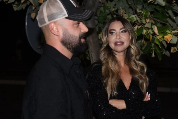 ANELI I LUKA SE USELILI U STAN: Prvi snimak iz NOVOG DOMA, već izbio TOTALNI HAOS! (VIDEO)