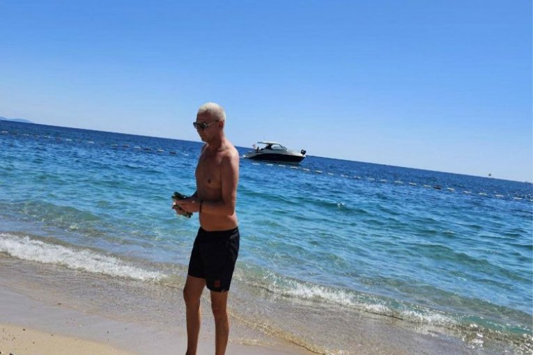 Milan Milošević paparaco