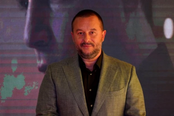 IVAN IVANOVIĆ DOBIO ŠUT-KARTU OD BLICA!