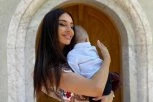 DA LI STE VIDELI NEŠTO SLAĐE? Katarina Živković u TAJNOSTI krstila sina, obukla ga u NARODNU NOŠNJU: "Danas je nebo bilo bliže zemlji" (GALERIJA)