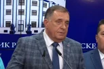 "CEO POSTUPAK POLITIČKA FARSA"! Dodik: "Vučić je odgovoran prema narodu i odlučan da zaštiti nacionalne interese"