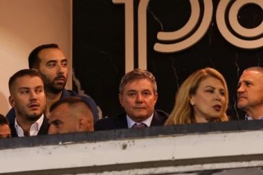 POZNATO JE KOGA JE PIKSI GLEDAO U HUMSKOJ: Selektor Srbije došao da podrži crno-bele bebe, a evo na koga je "bacio" oko!