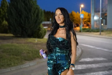 HITNO NAPUSTILA SRBIJU! Slađa Poršelina dobila PORUKU, pa spakovala stvari i NESTALA!