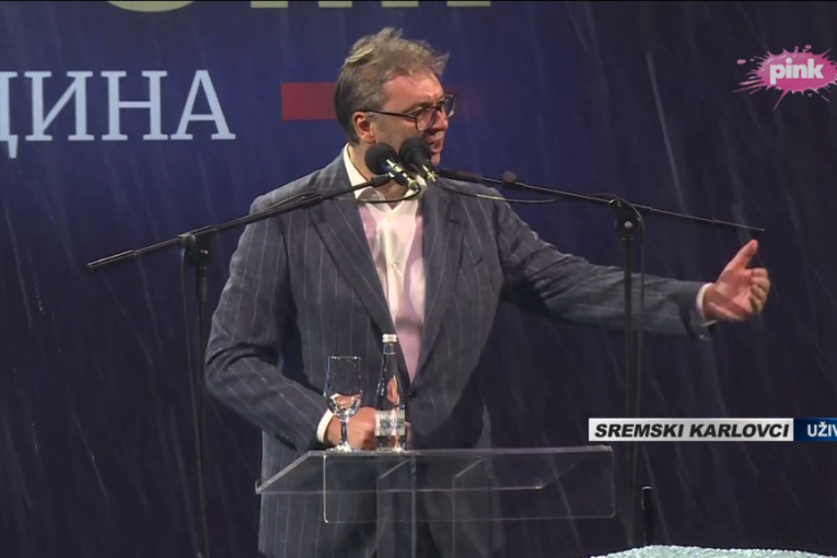 "VEĆ 20. SEPTEMBRA ĆETE MOĆI U BEOGRADU DA VIDITE KAKVU STE NARODNU ARMIJU STVORILI" Vučić: Čuvaćemo Srpsku i Srbiju!