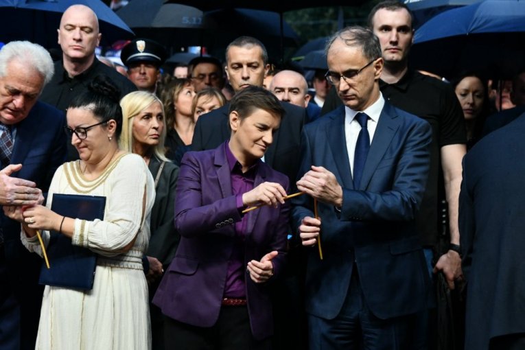 "SEĆAMO SE PATNJE 250.000 SRBA PROGNANIH SA SVOJIH VEKOVNIH OGNJIŠTA" - Ana Brnabić poručila da zločinačka "Oluja" nije samo pitanje prošlosti