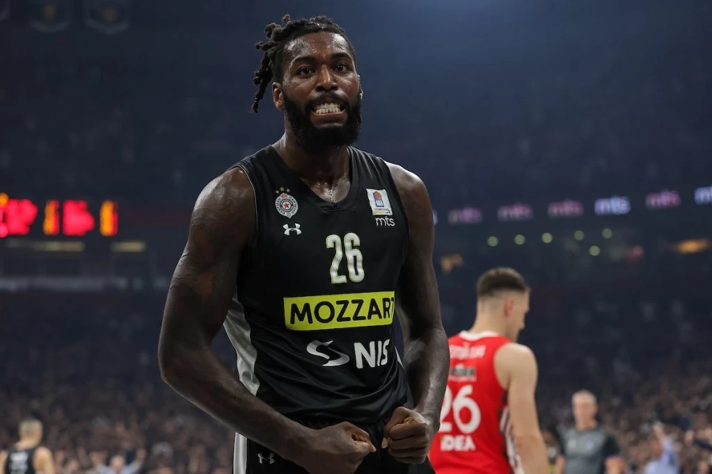 LESOR ZAPALIO MREŽE: Objavio sliku sina, grobari će se pokloniti zbog Žoca! (FOTO, VIDEO)