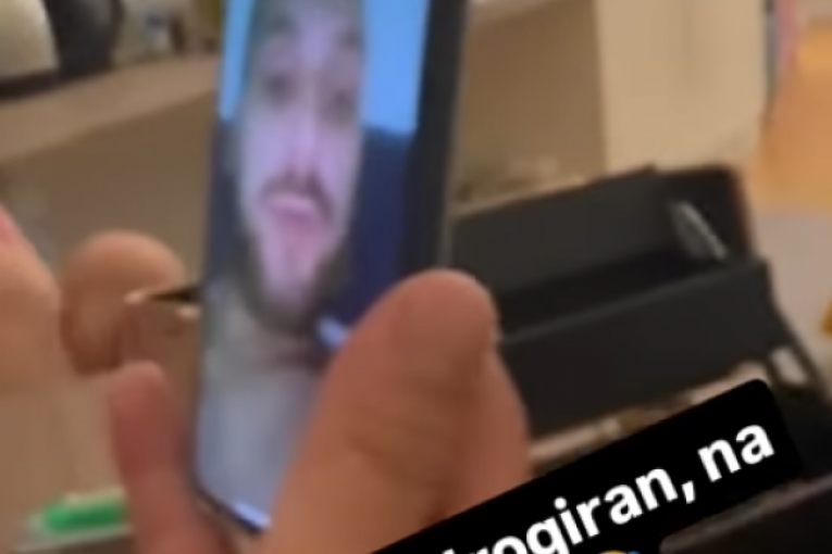 Miljana Kulić i Zola na video poziv