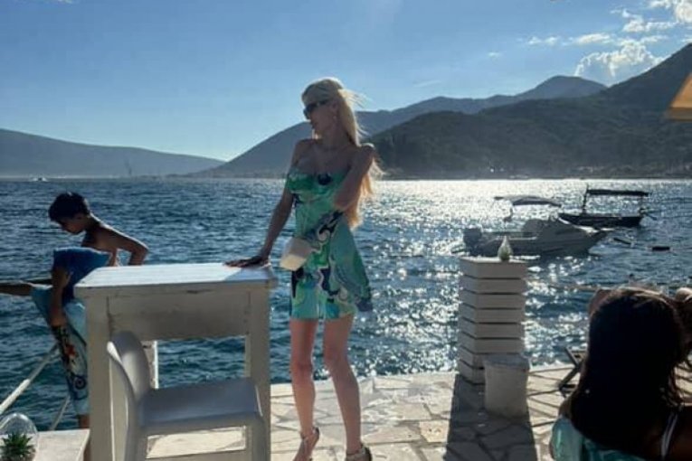 Deniz Dejm Denise Dame paparaco Crna Gora