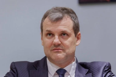 PREMIJER PODNEO OSTAVKU, NAPRAVIO TEŽAK PREKRŠAJ! Raspuštena vlada ove evropske države!