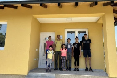 Nova kuća za sedmočlanu porodicu Matić iz Zlatarića! Selo dobilo novu nadu, porodica novi početak