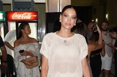 PROCURIO SNIMAK MIRKE VASILJEVIĆ IZ LIFTA! Evo šta je uradila popularna glumica! (VIDEO)