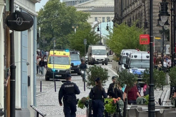 PLANIRAO POKOLJ ZA BOŽIĆ! Priveden student, evo šta su policajci pronašli u njegovoj kući