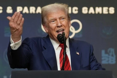 ODUSTAO OD ODMORA ZBOG PUTINA: Tramp doneo najjaču odluku, portparolka Bele kuće otkrila kakvu MISIJU IMA