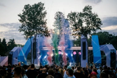48h do najspektakularnijeg izdanja Tuborg Lovefesta: Green Velvet, Deborah de Luca, Lil’ Louis, Enrico Sangiuliano, Chris Stussy i više od sto izvođača