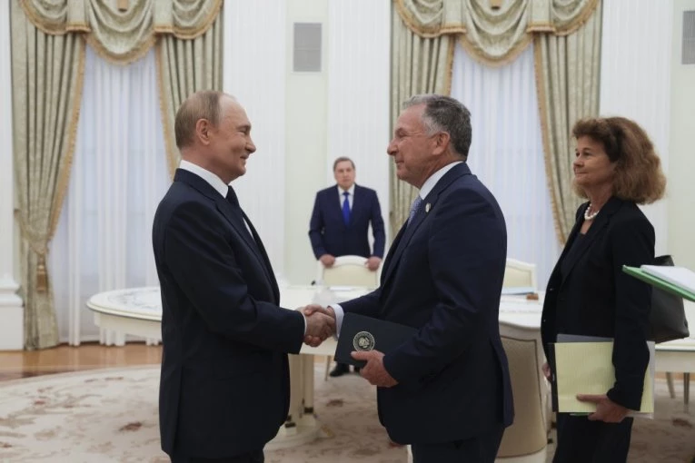 "VEOMA KORISTAN I KONSTRUKTIVAN SASTANAK": Putin i Trampov čovek PREZADOVOLJNI susretom u Kremlju, ovo znači SAMO JEDNO
