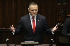 NAVROCKI POVUKAO HITAN POTEZ! Predsednik Poljske sazvao konsultacije sa strankama zbog sukoba oko Ustavnog suda!