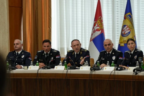 DIREKTOR POLICIJE IZNEO BROJKE KOJE JE CELA SRBIJA ŽELELA DA ČUJE! U 2024. najmanji broj krivičnih dela, u prvih sedam meseci 2025. još manji!