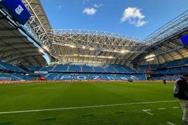 NIŠTA OD PAKLENE ATMOSFERE: Karata još ima na blagajnama - tribine se sporo pune!