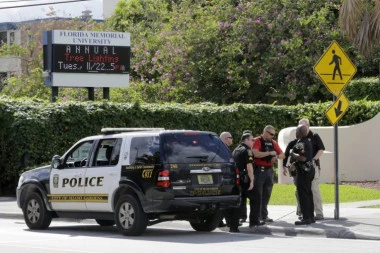 DEDA STAVIO DROGU UNUKAMA U SLADOLED! Uhapšen zvaničnik izborne komisije, pa ovo tvrdio u policiji