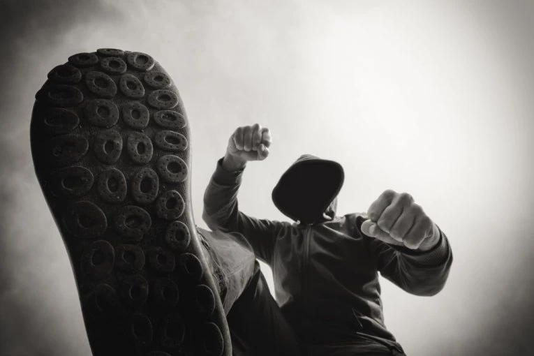 OTKRIVEN MOTIV JEZIVOG NASILJA NA VOŽDOVCU! Otac mu rekao OVO, sin pobesneo i pretukao ga!