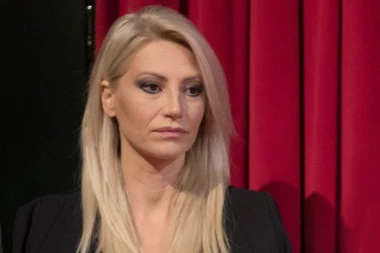 HOROR ZBOG DRUGOG RAZVODA! Naša glumica obelodanila potresne detalje, niko nije znao šta se dešava u njena četiri zida tada!