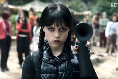 OTKRIVENI SVI DETALJI DRUGE SEZONE "SREDE ADAMS": Džena šokirala fanove - VIŠE HORORA, MANJE ROMANTIKE, a evo i zašto (FOTO)