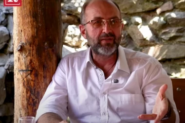 SAZNAJEMO! Tika Špic SPREMA bombu sa OVOM italijanskom lepoticom! (FOTO, VIDEO)