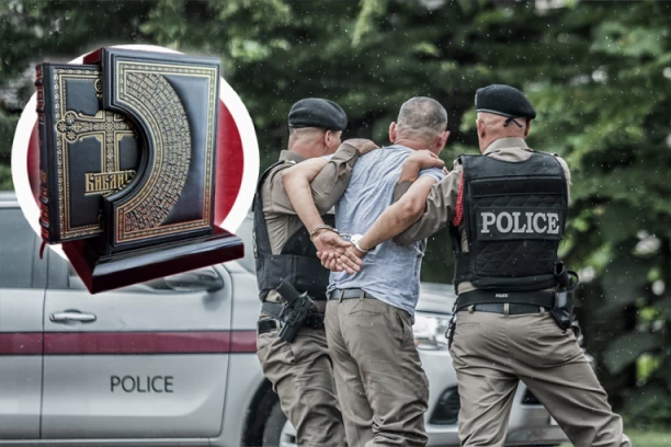 KO JE POKUŠAO DA SPALI AJA SOFIJU? Muškarac zapalio Bibliju u svetinji gde su nekada služili carevi i patrijarsi – policija objavila snimak (VIDEO)