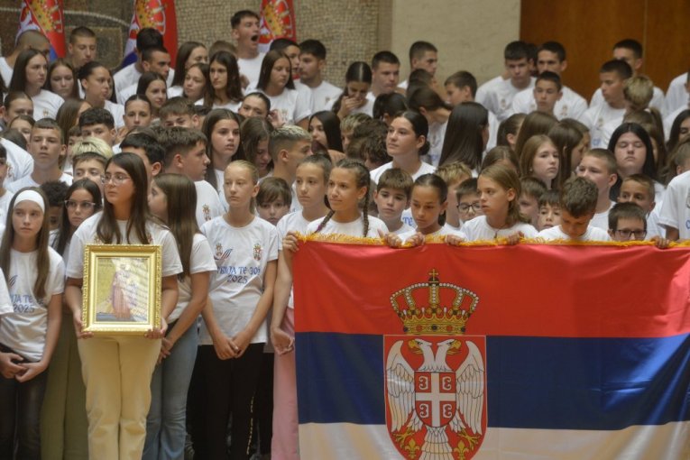 Srpska deca iz svih krajeva sveta