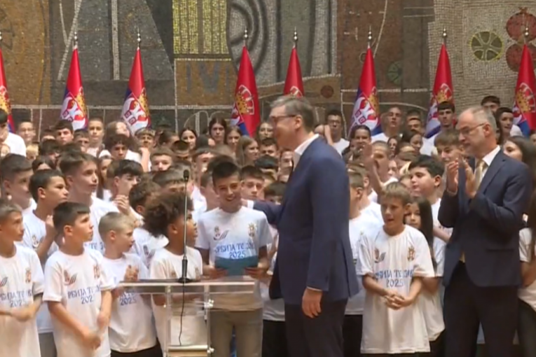 Srpska deca iz svih krajeva sveta