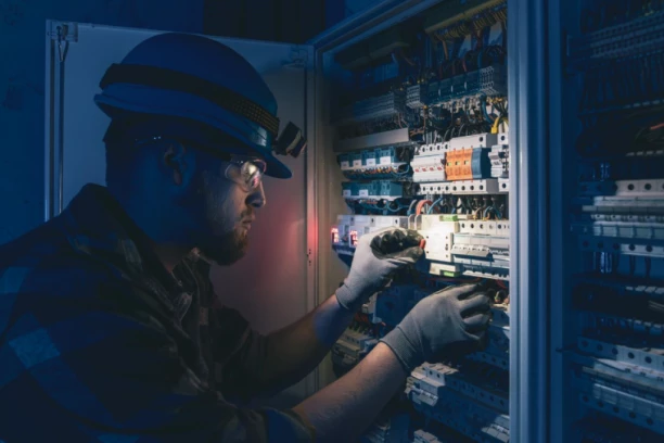 ČAK 9 BEOGRADSKIH OPŠTINA BEZ STRUJE! Ovo je spisak svih ulica koje će biti pogođene isključenjima, POGLEDAJTE DA LI STE I VI NA NJEMU!