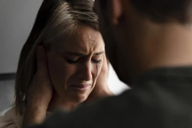 POSLE 13 GODINA PORICANJA ŽENA PRIZNALA MUŽU NEVERSTVO: On veruje da to nije sve, da ona krije nešto mnogo gore!