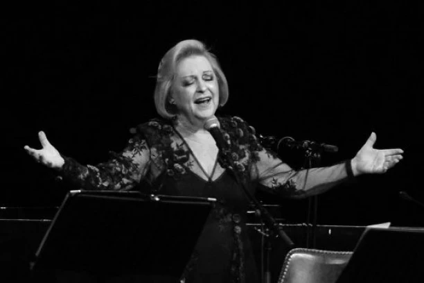 "ZNALA SAM DA NEĆE JOŠ DUGO, TEŠKO JE GOVORILA..." Poslednji dani Gabi Novak SEKU POPUT ŽILETA: "Koja majka može PREŽIVETI odlazak sina?"