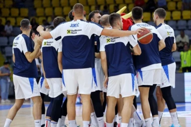 SPORTISSIMO U RIGI! OBRAČUN Dobrića i Avramovića na treningu! (VIDEO)