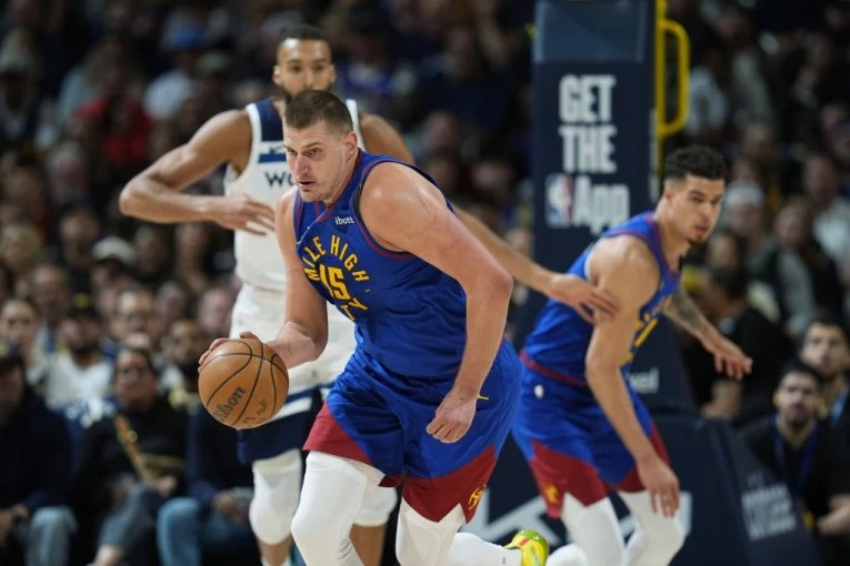 UOČI STARTA NOVE NBA SEZONE: Brutalan udarac na Nikolu Jokića - Srbina ponizili kao nikada pre!