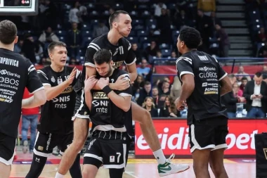 PARTIZAN DOČEKUJE PAOK BEZ NJEGA? Košarkaš crno-belih zabrinuo objavom (FOTO)