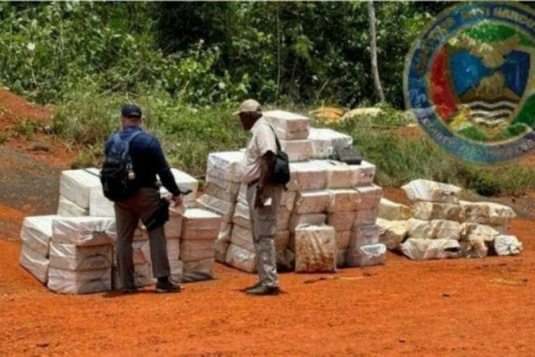 SRBI U BOLIVIJI MUČENI, PA UBIJENI! TELA NAĐENA U CRNIM DŽAKOVIMA?! Policija proverava identitet trojice likvidiranih!