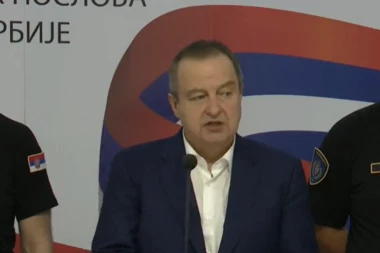 27 POVREĐENIH POLICAJACA, 5 UNIŠTENIH VOZILA! Dačić o sinoćnim napadima!